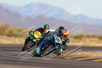 media/Oct-29-2022-CVMA (Sat) [[14c0aa3b66]]/Race 11 Amateur Supersport Open/